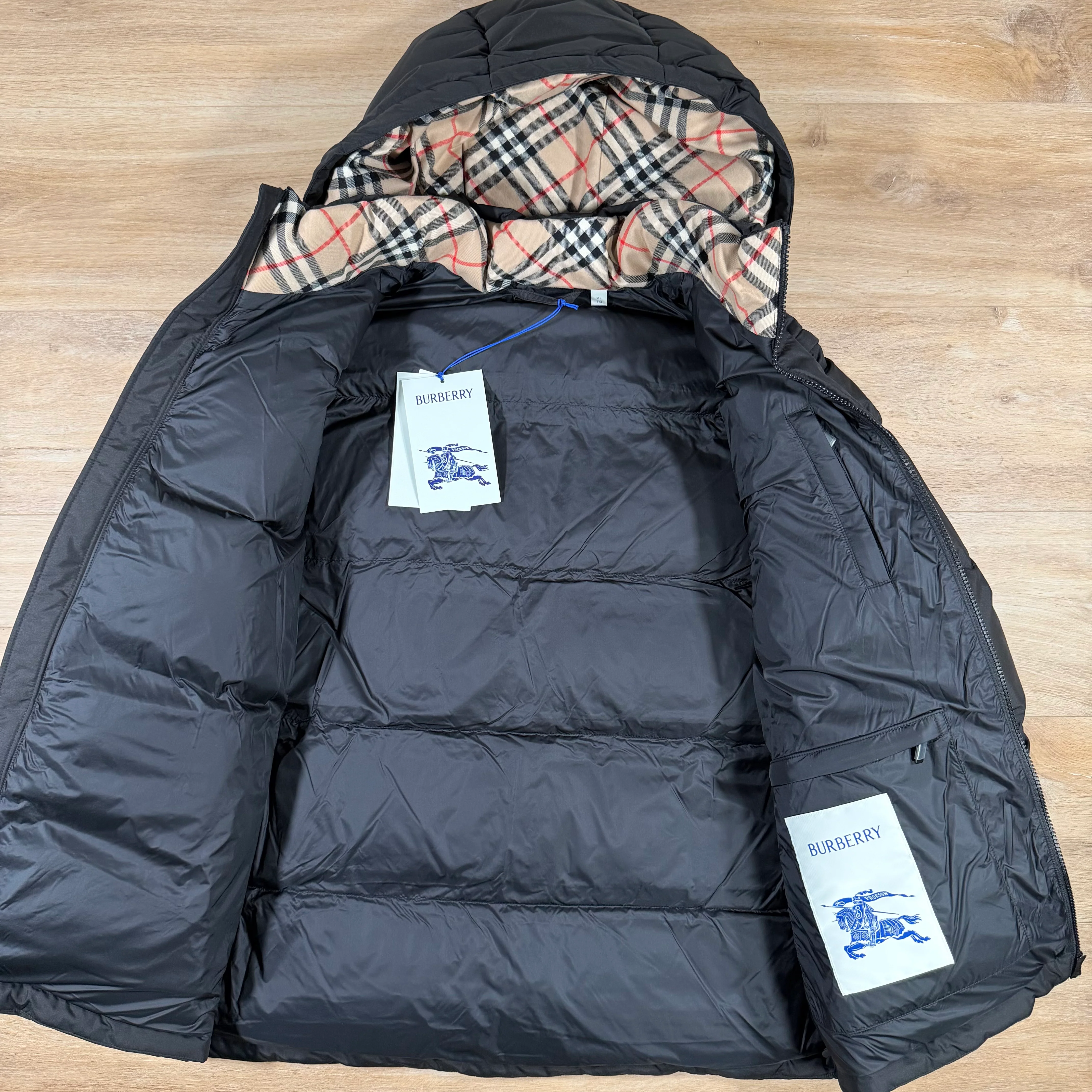 Burberry Detachable Sleeve Puffer Jacket in Black - Image 4