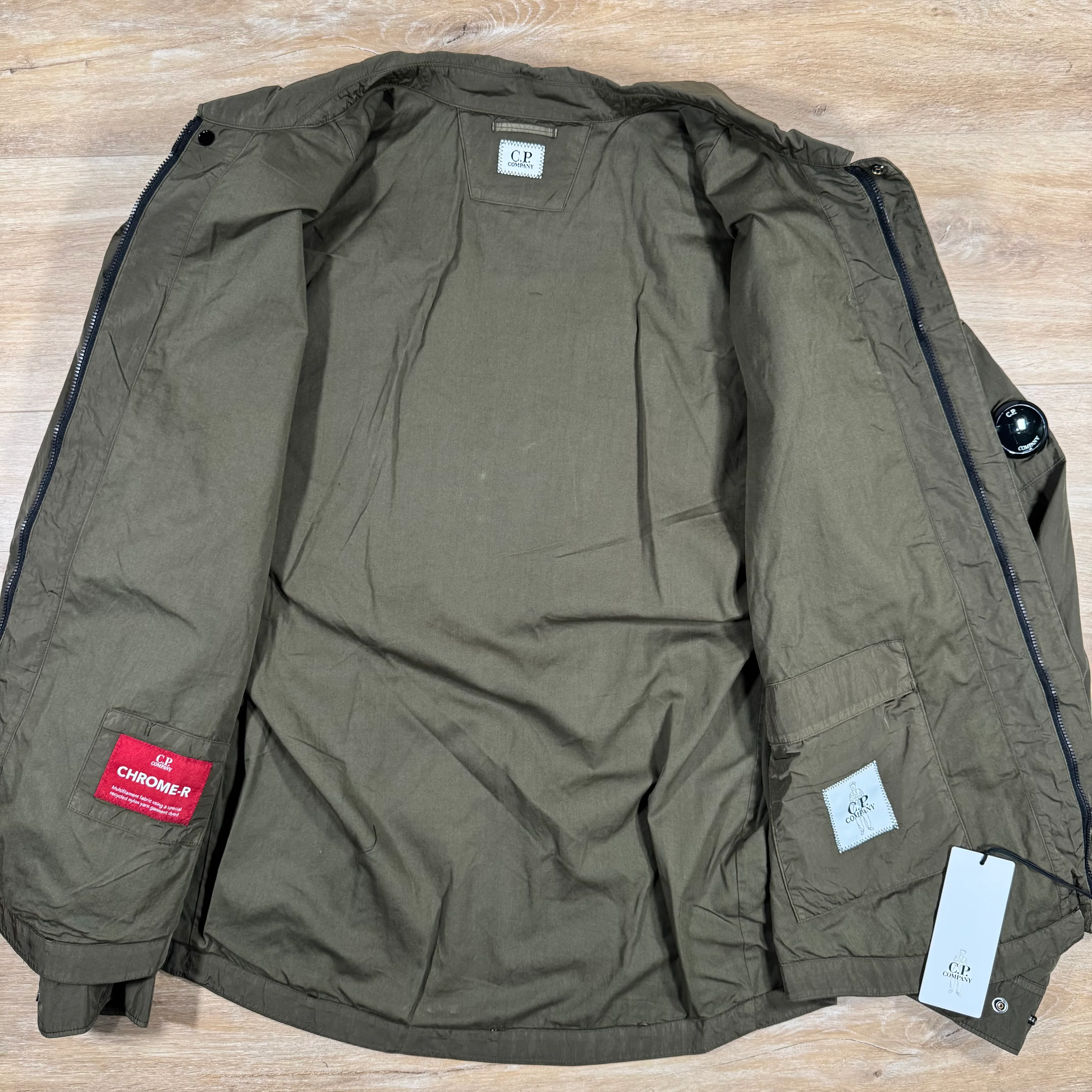 C.P. Company Chrome-R Lens Overshirt in Ivy Green - Image 4
