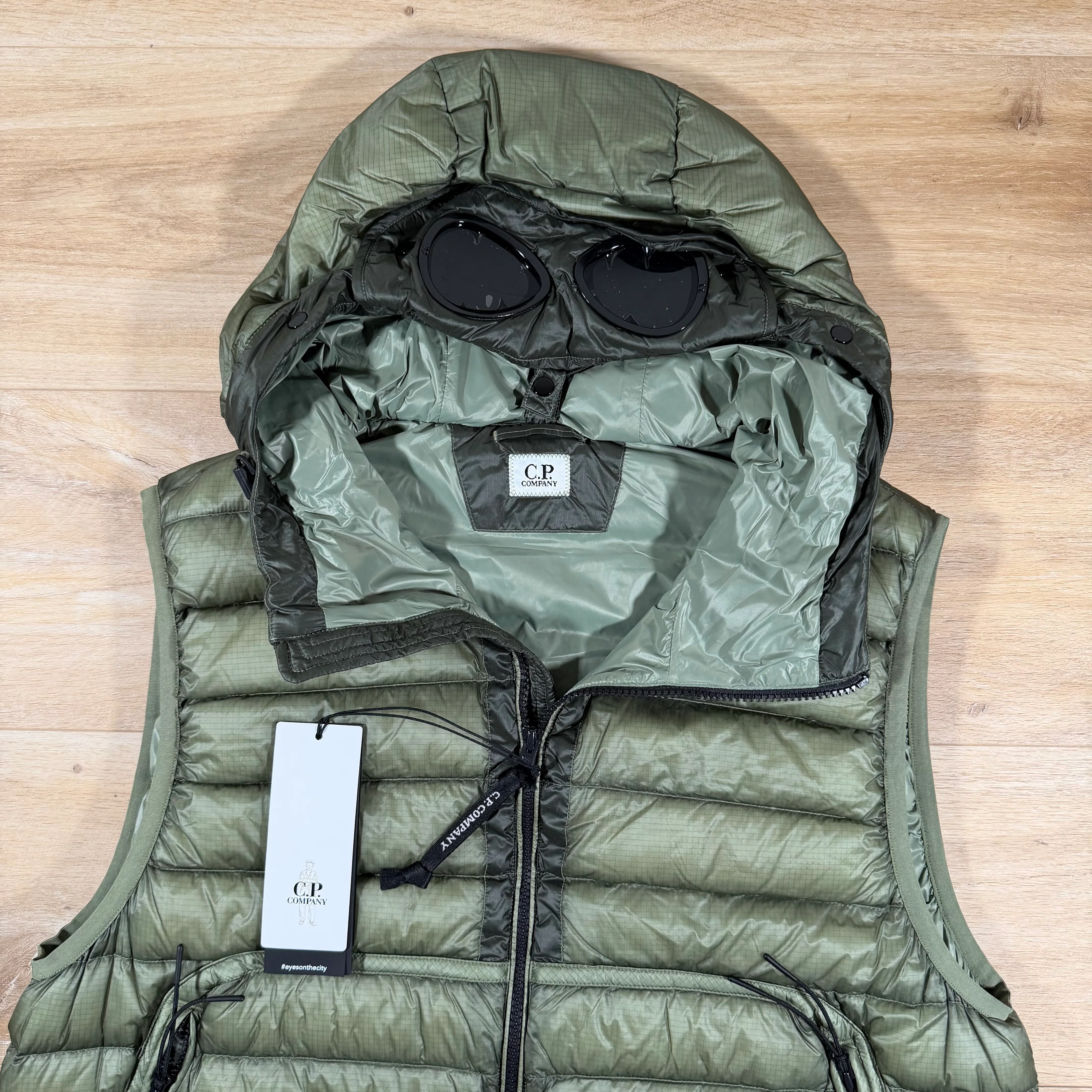 C.P. Company D.D. Shell Goggle Down Gilet in Seagrass - Green - Image 3