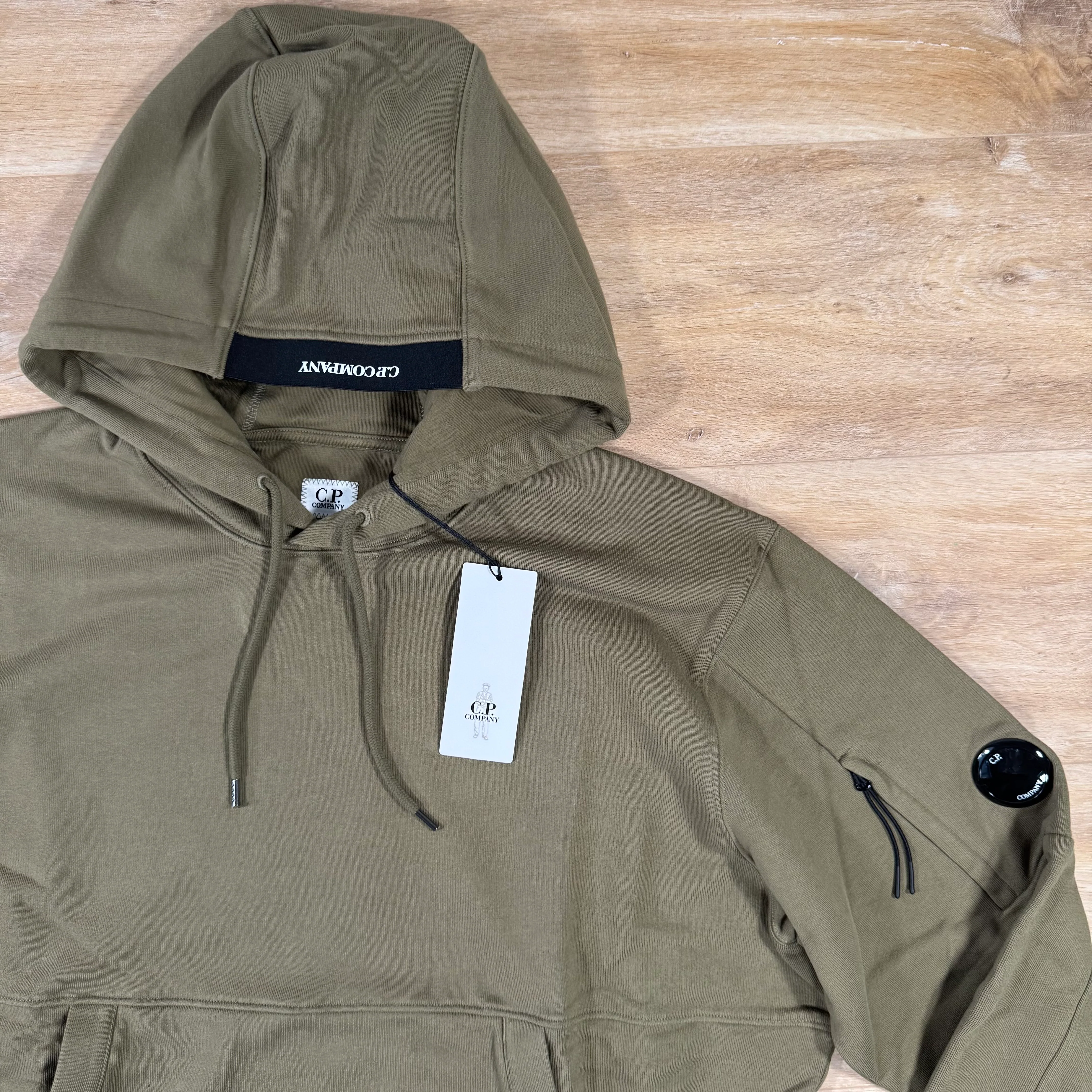 C.P. Company Diagonal Raised Fleece Lens Hoodie in Elmwood Green - Image 2