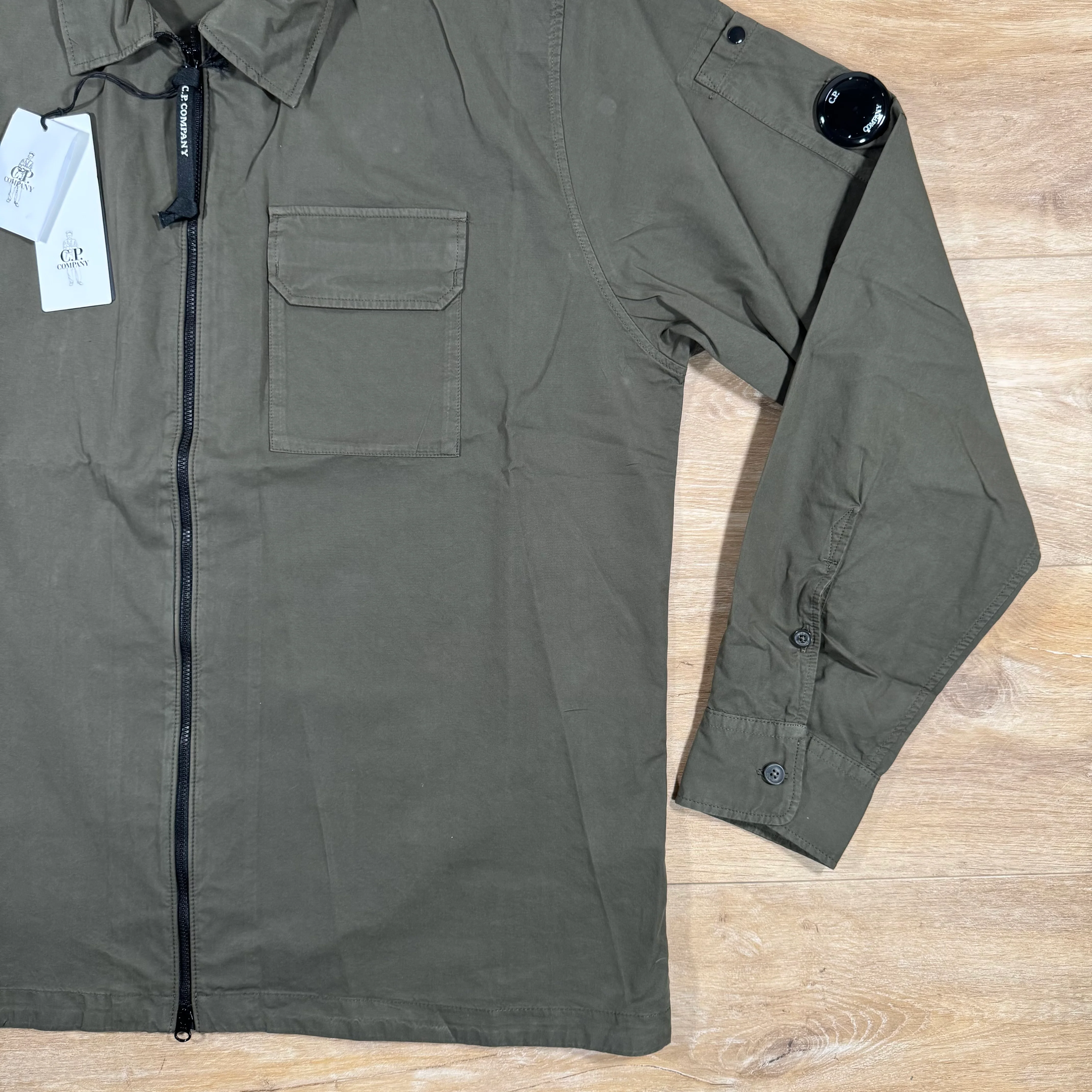 C.P. Company Organic Gabardine Lens Overshirt in Ivy Green - Image 3