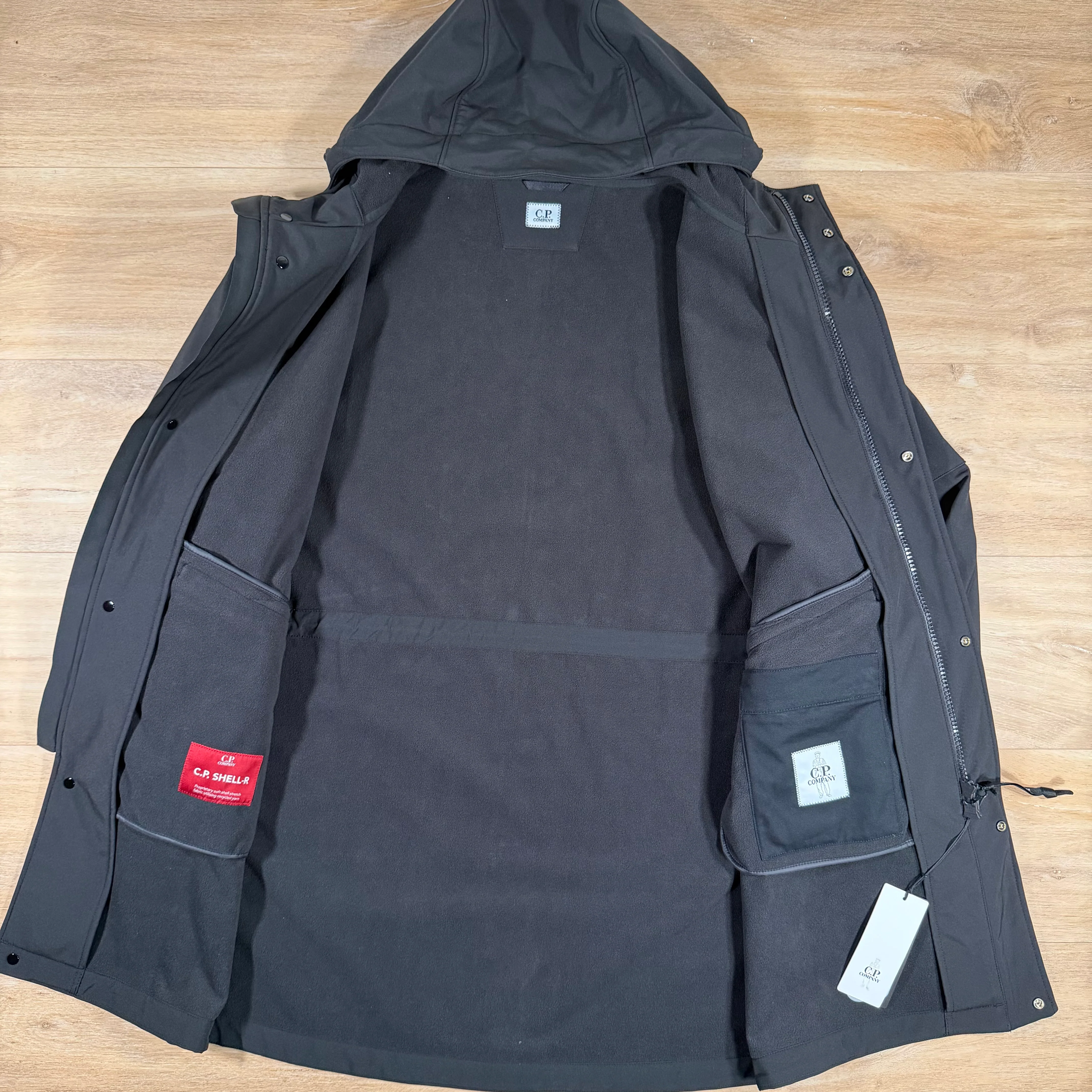 C.P. Company Shell-R Lens Hooded Parka in Black - Image 4