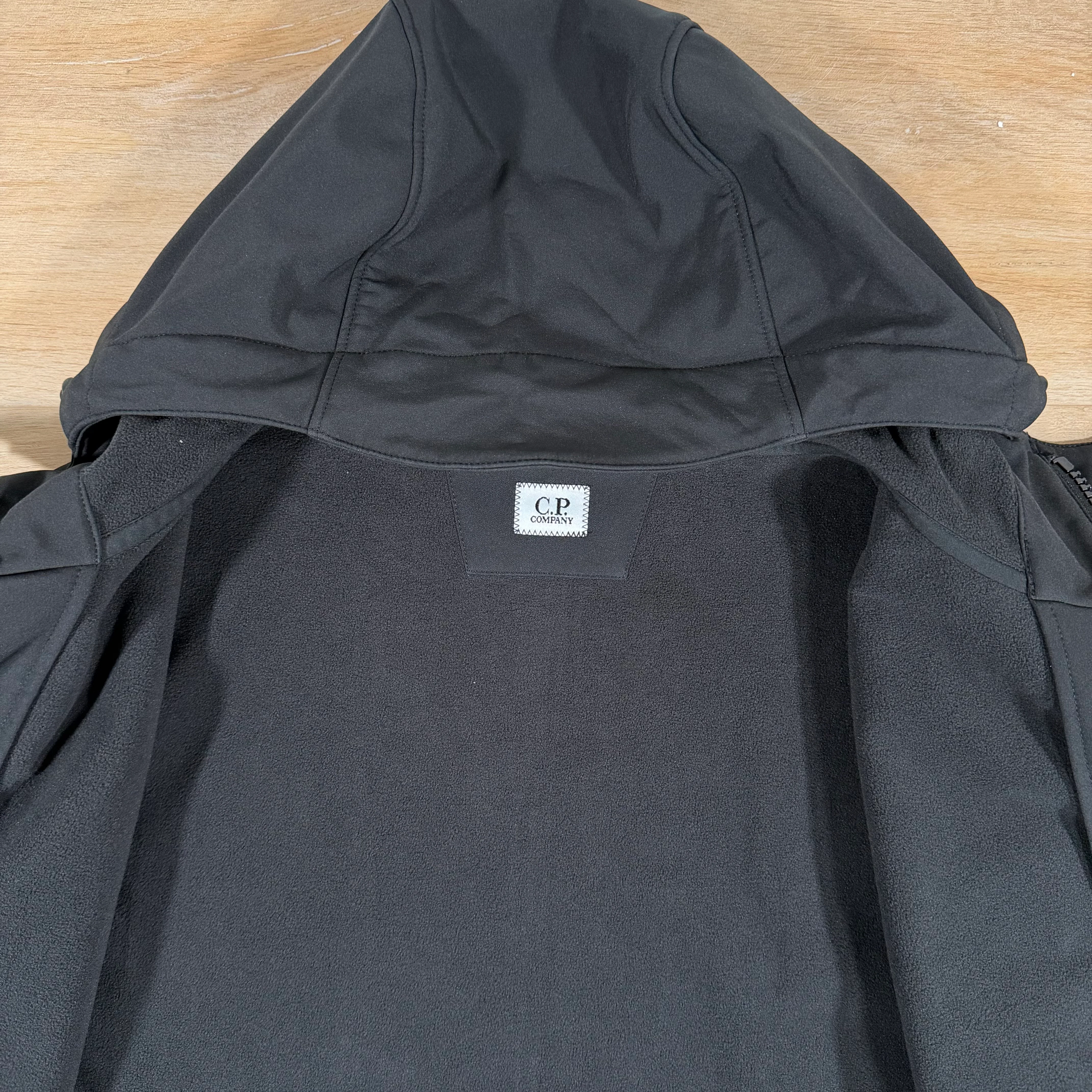 C.P. Company Shell-R Lens Hooded Parka in Black - Image 5