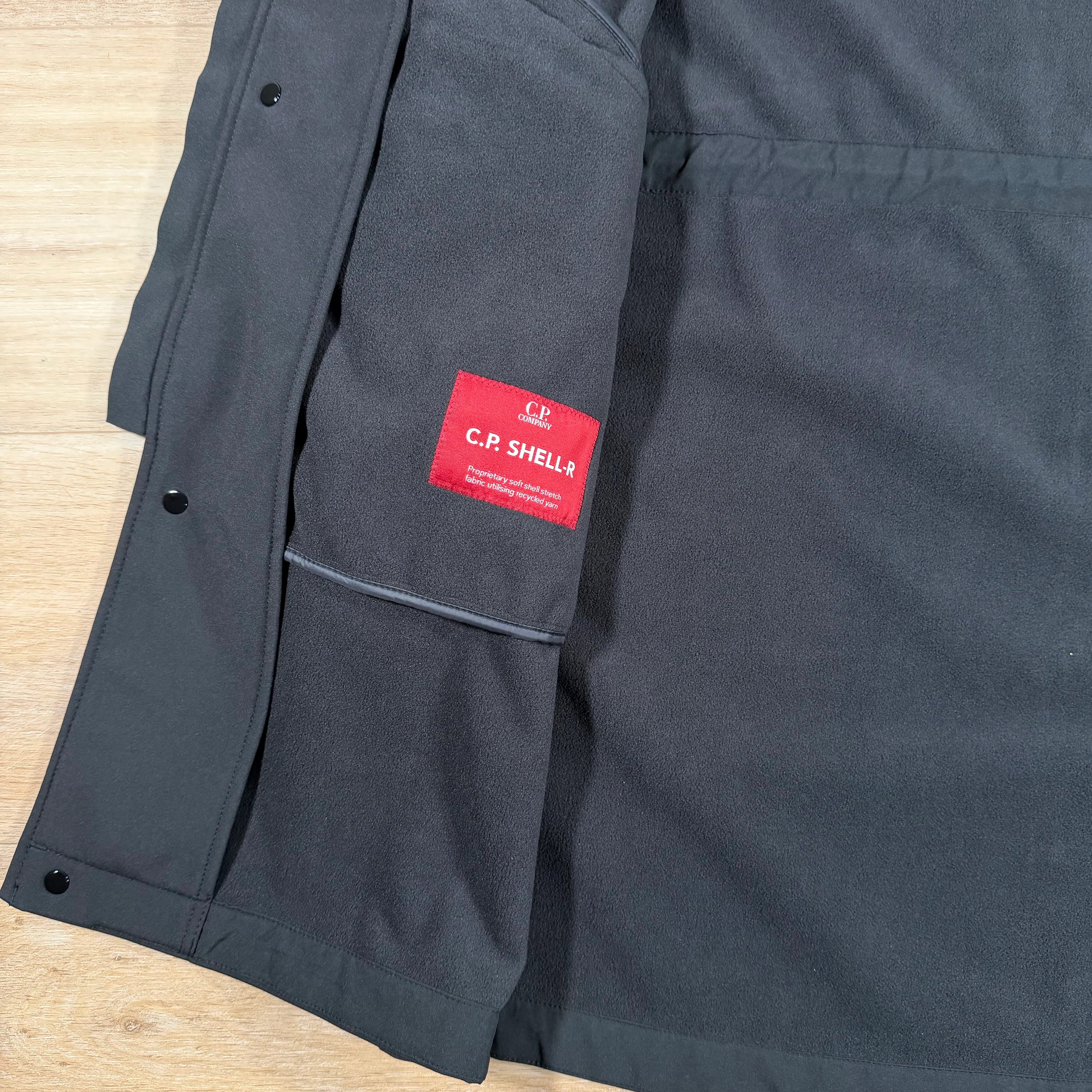 C.P. Company Shell-R Lens Hooded Parka in Black - Image 6