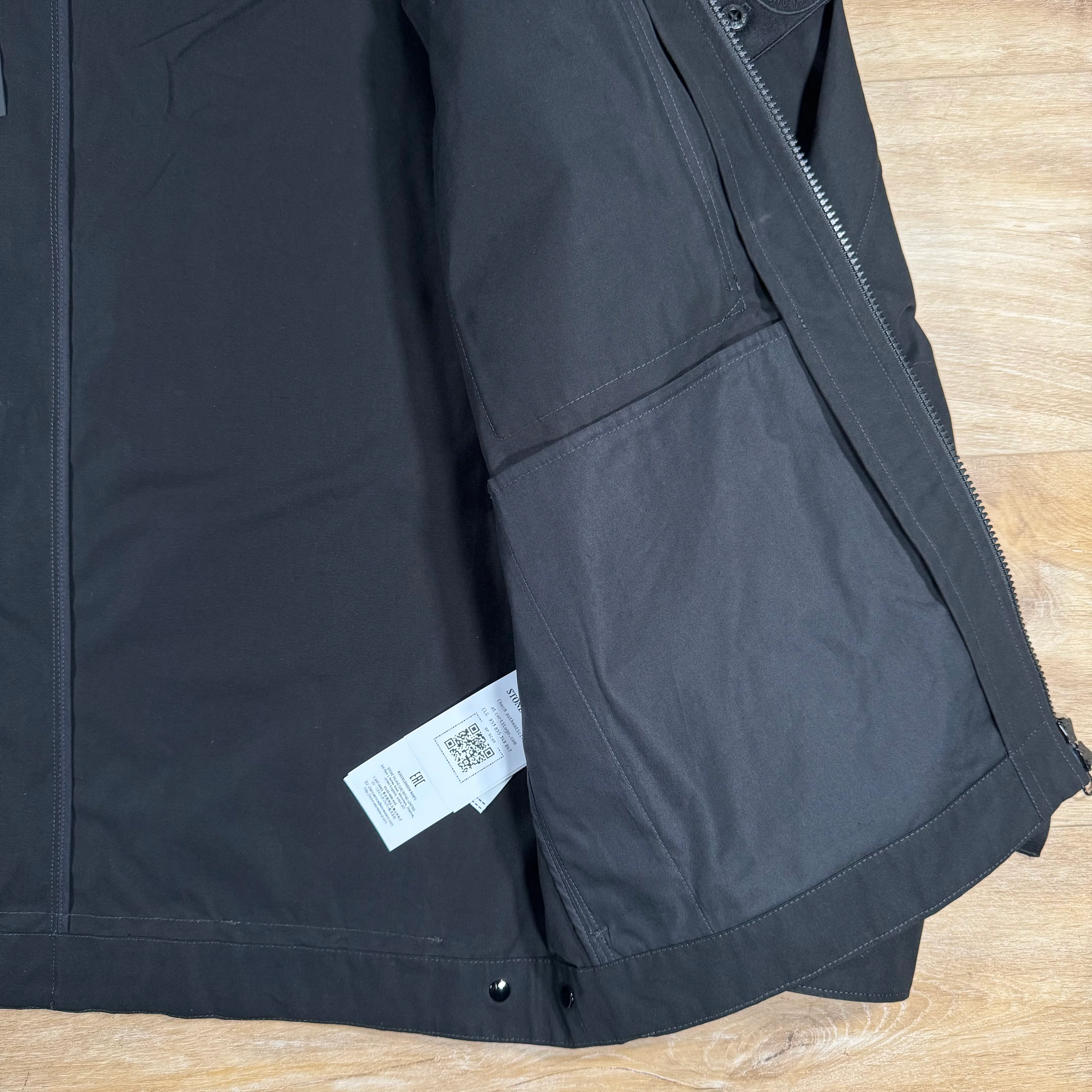 Stone Island Ghost Weatherproof Cotton Canvas Overshirt in Black - Image 5