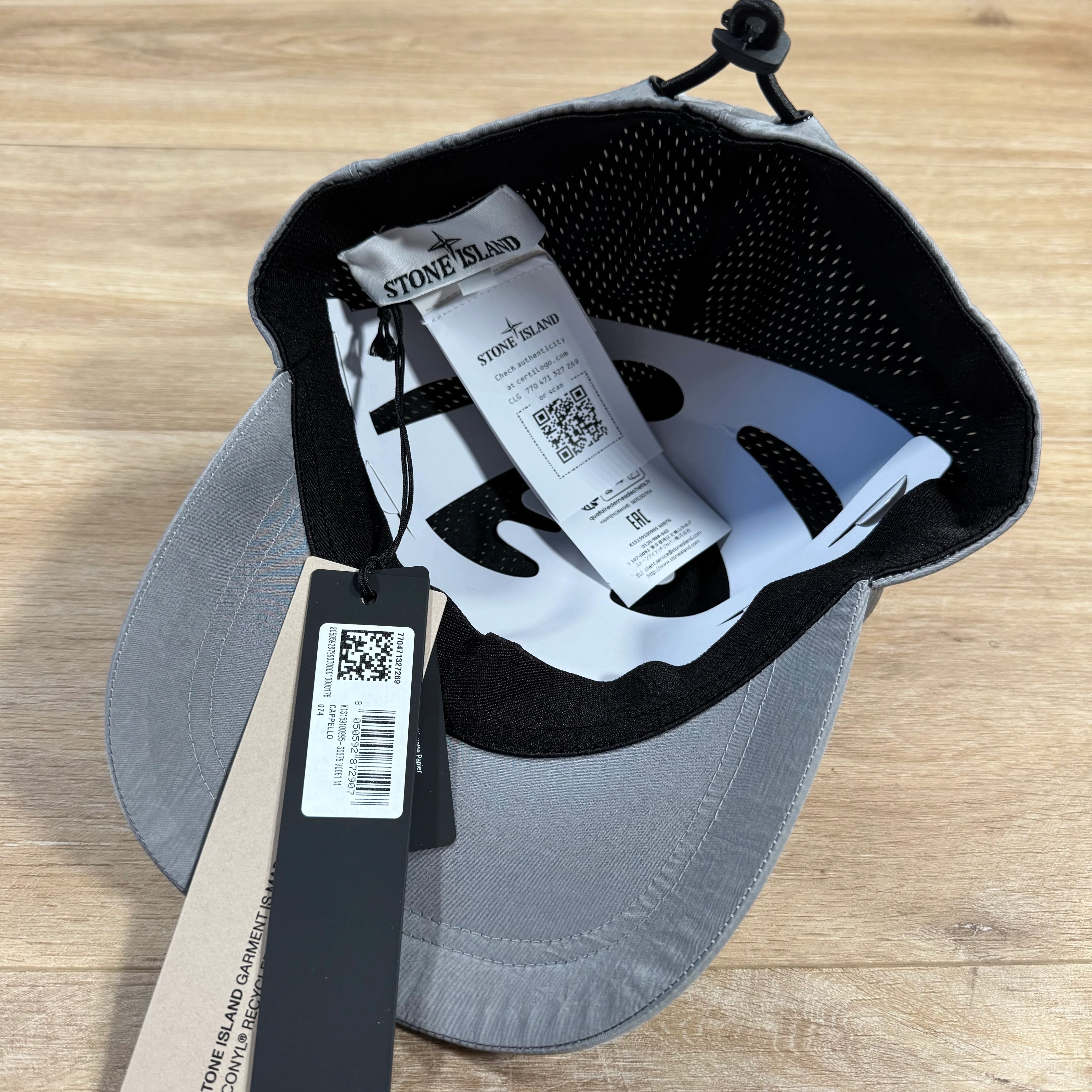 Stone Island Nylon Metal Baseball Cap in Pearl Grey - Image 2