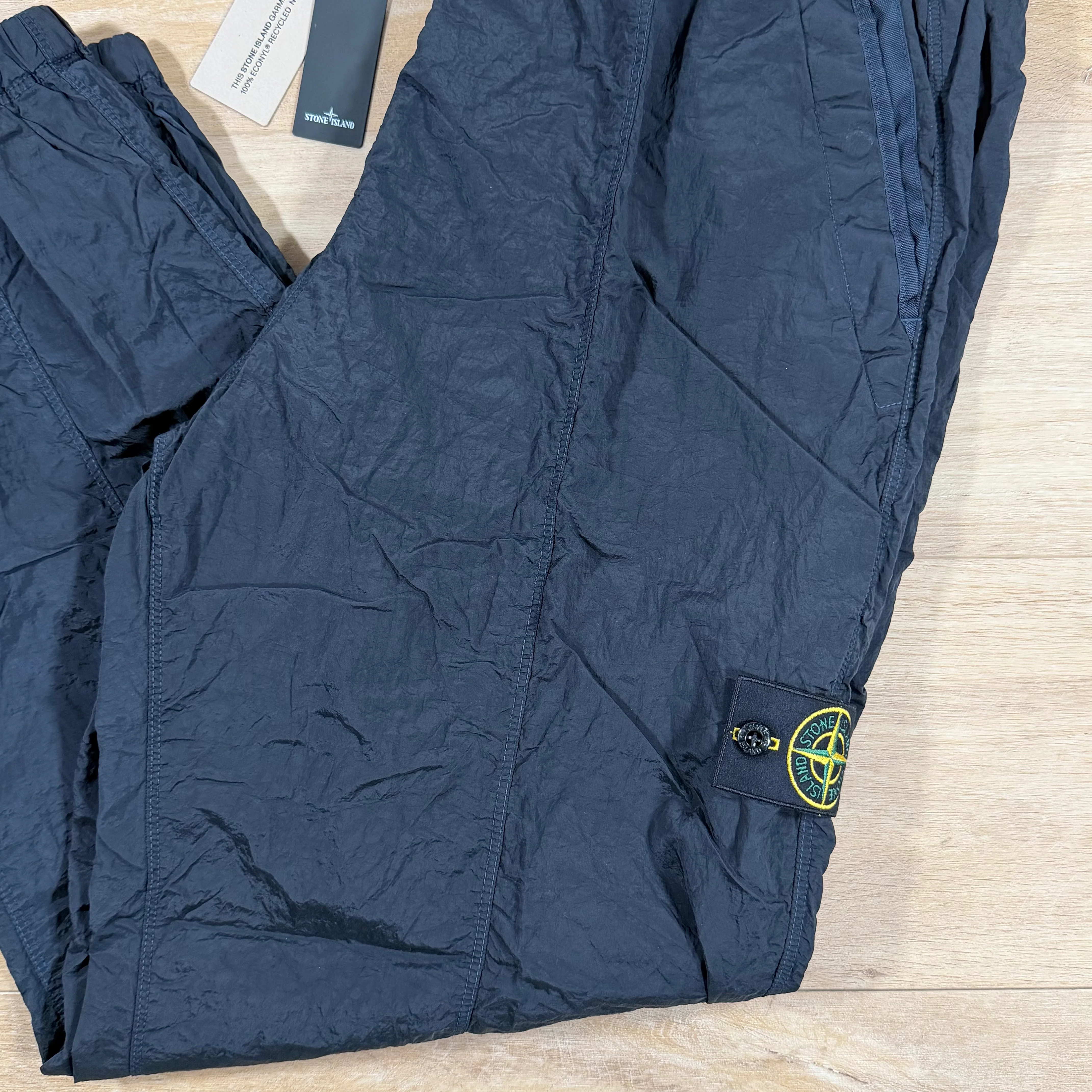Stone Island Nylon Metal Loose Fit Cargo Trousers in Navy - Image 4