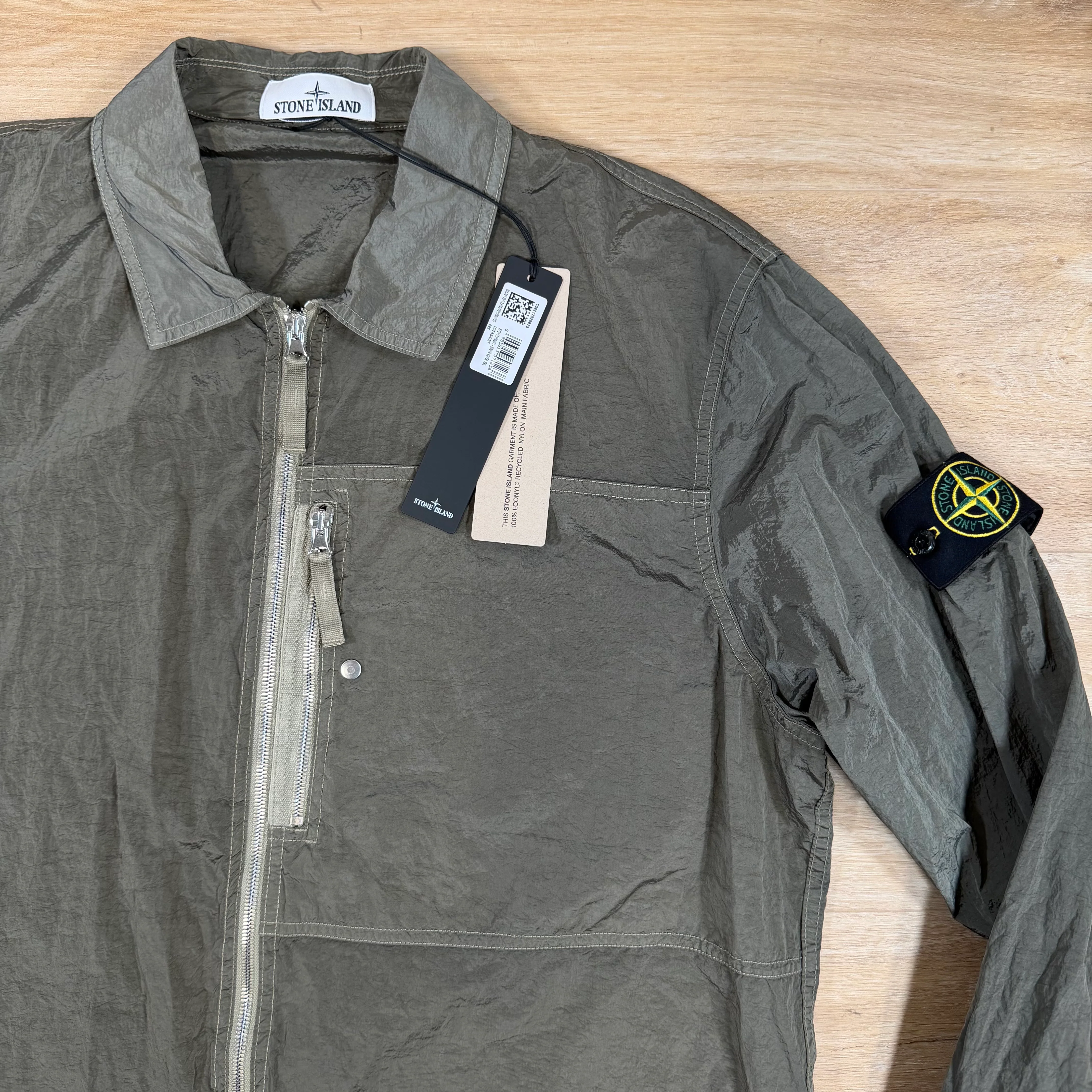 Stone Island Nylon Metal Overshirt in Military Green - Image 2