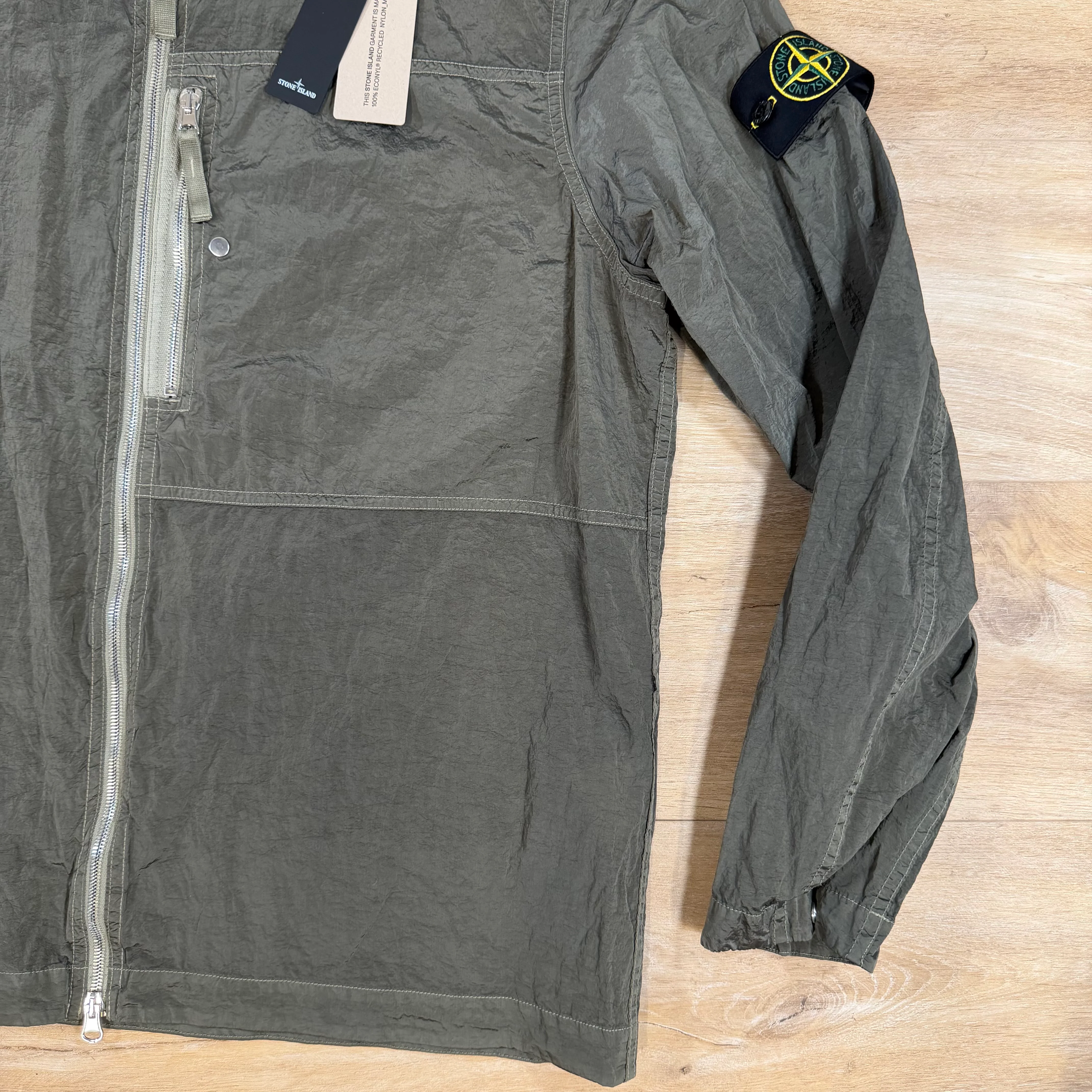 Stone Island Nylon Metal Overshirt in Military Green - Image 3