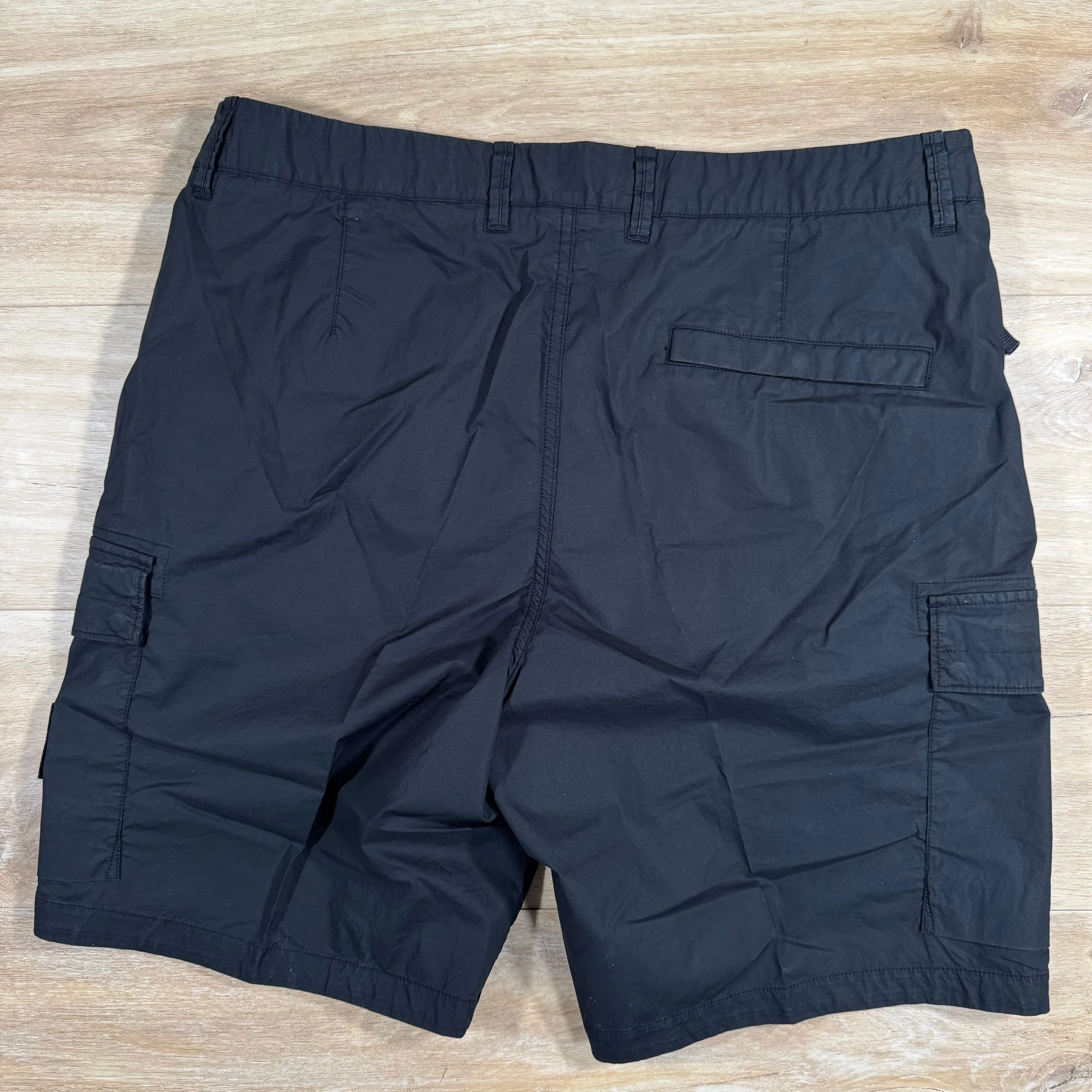 Stone Island Stretch Cotton Tela 'Paracadute' Cargo Bermuda Shorts in Black - Image 5