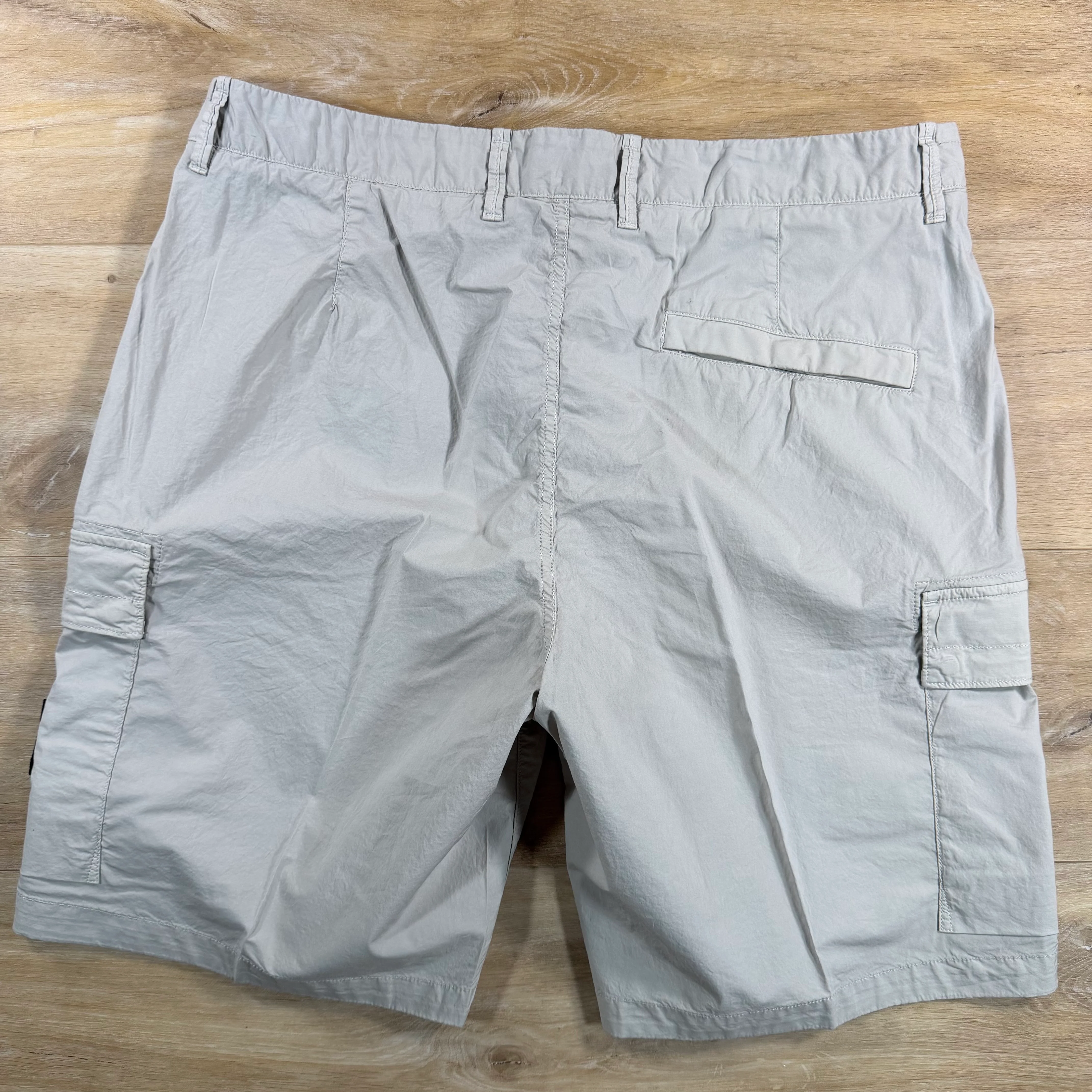 Stone Island Stretch Cotton Tela 'Paracadute' Cargo Bermuda Shorts in Pearl Grey - Image 5