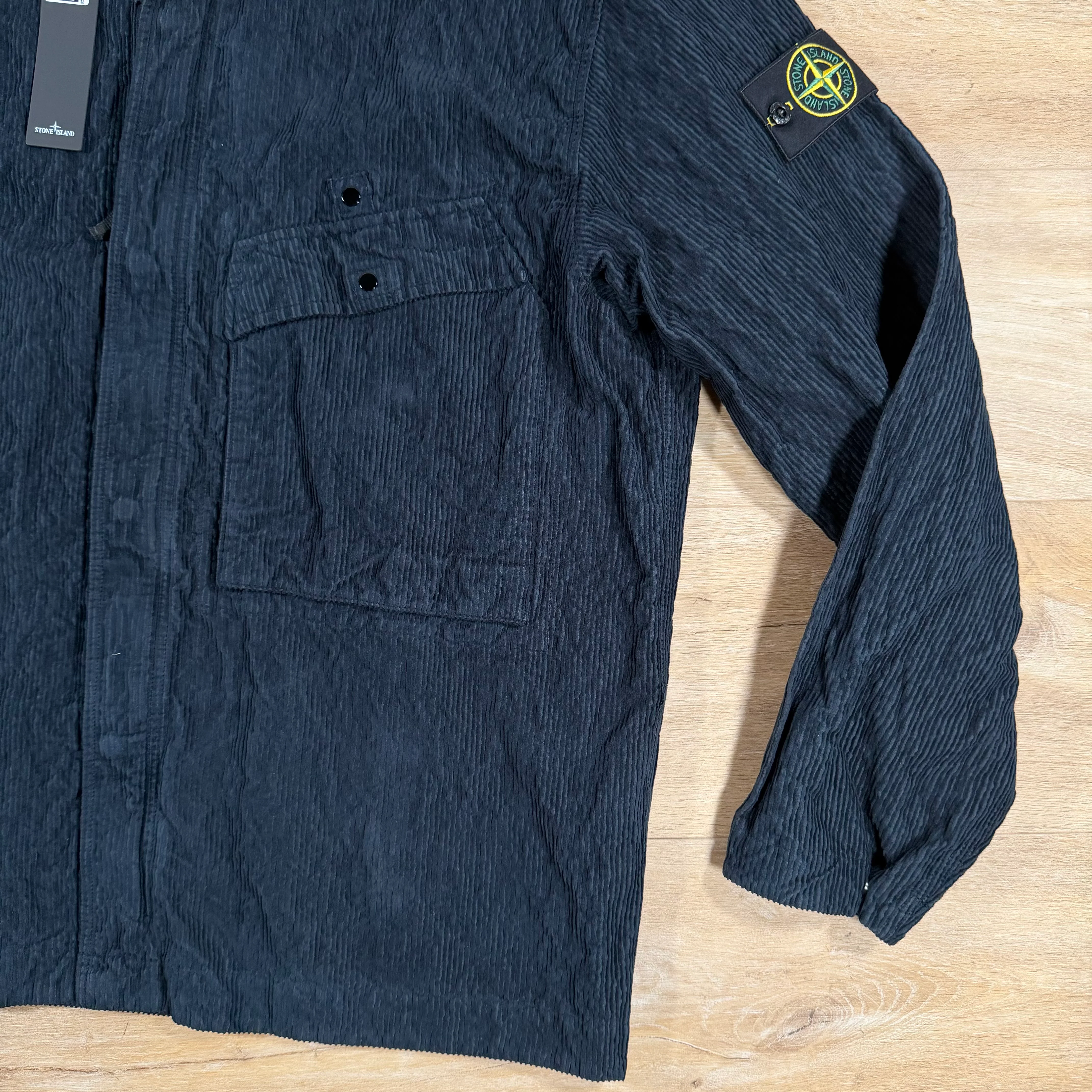Stone Island Wrinkled Corduroy 500-TC Overshirt in Navy - Image 3